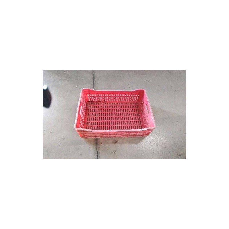 CAISSE PLASTIQUE ROUGE 