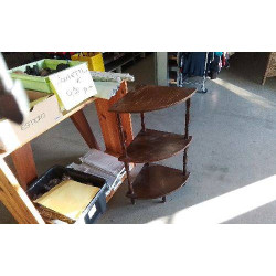 MEUBLE ETAGERE D’ANGLE- BAS...