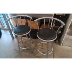 TABOURET DE BAR EN L’ETAT 