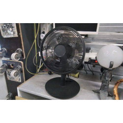 VENTILATEUR A POSER NOIR 