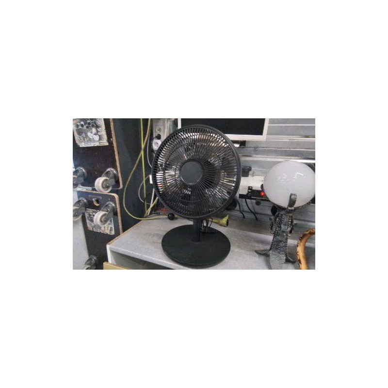 VENTILATEUR A POSER NOIR 