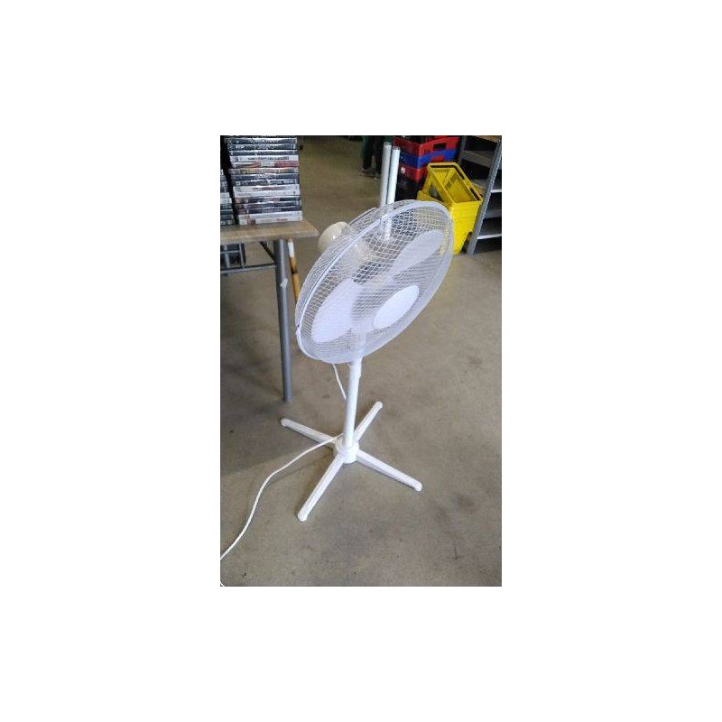 VENTILATEUR SUR PIED BLANC 
