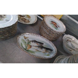 ASSIETTES A POISSON + PLAT...