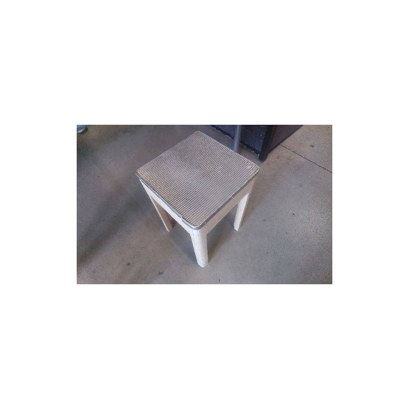 TABOURET BOIS