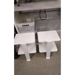 CHEVET BLANC EN L’ETAT