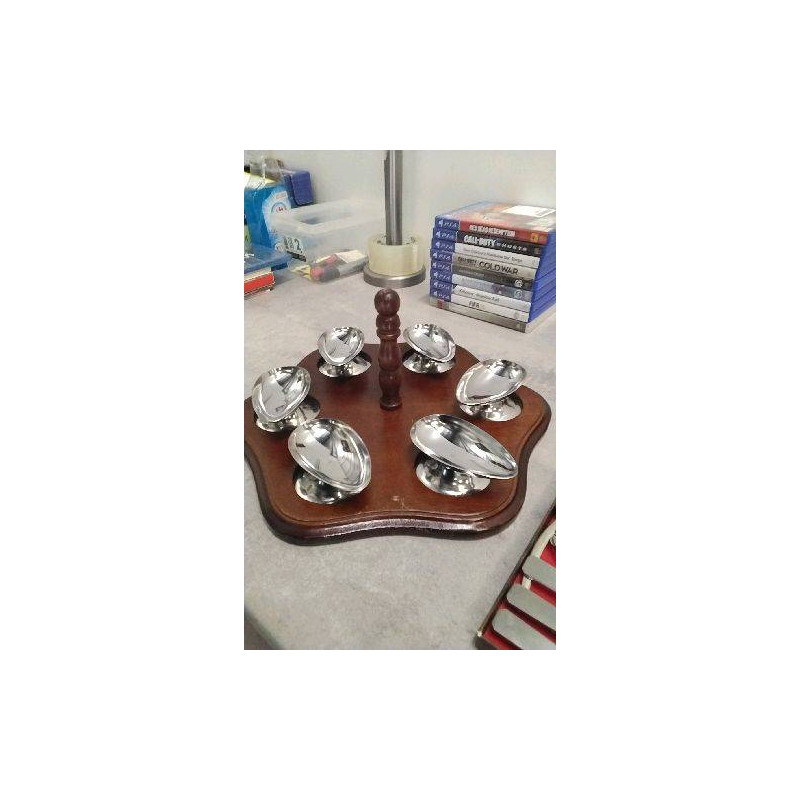 COUPELLES AVOCAT SUR PLATEAU 