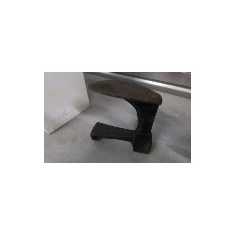 USTENSILE CORDONNIER 