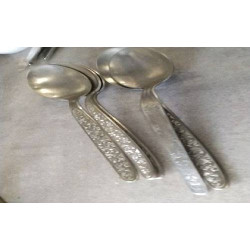 CUILLERE GM LE LOT