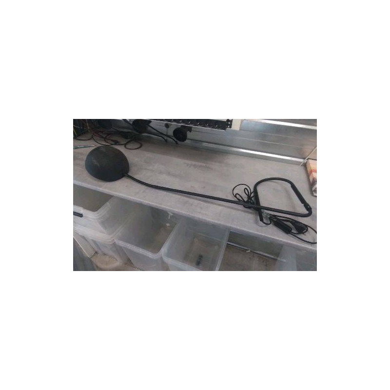 LAMPADAIRE NOIR A FIXER 