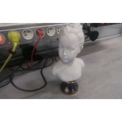 BUSTE BISCUIT D’APRES...