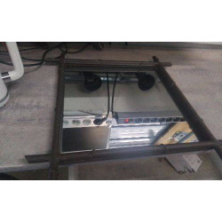 MIROIR METAL CARRE