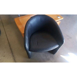 FAUTEUIL CLUB EN L’ETAT 