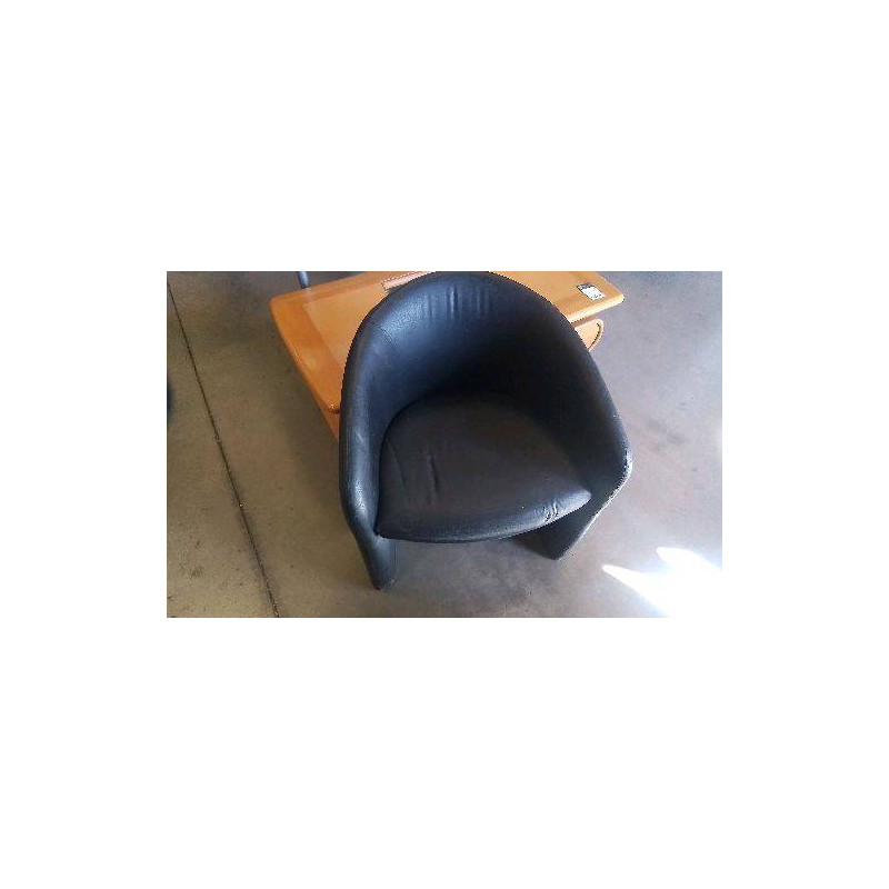 FAUTEUIL CLUB EN L’ETAT 