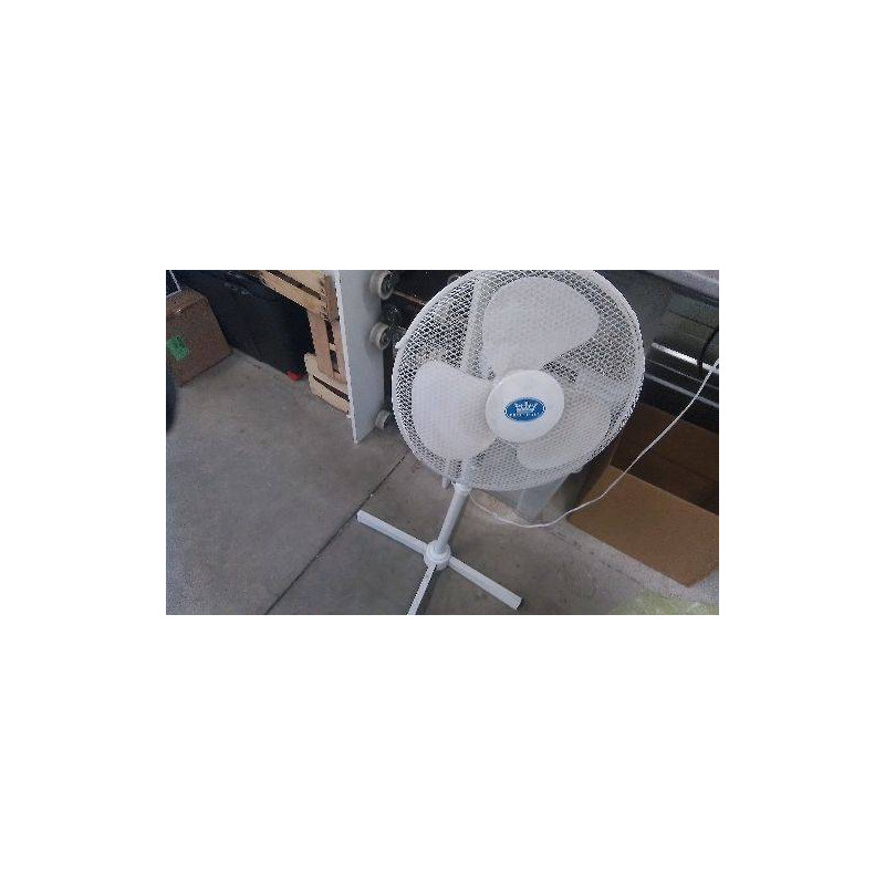 VENTILATEUR SUR PIED EN L’ETAT