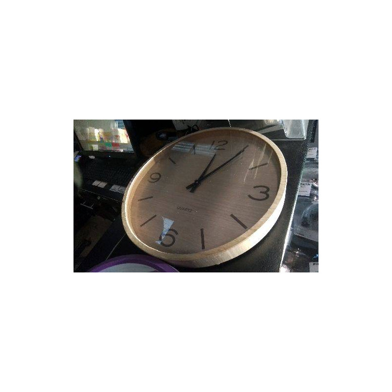 HORLOGE MURALE IMITATION BOIS