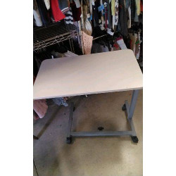 TABLETTE A ROULETTES 