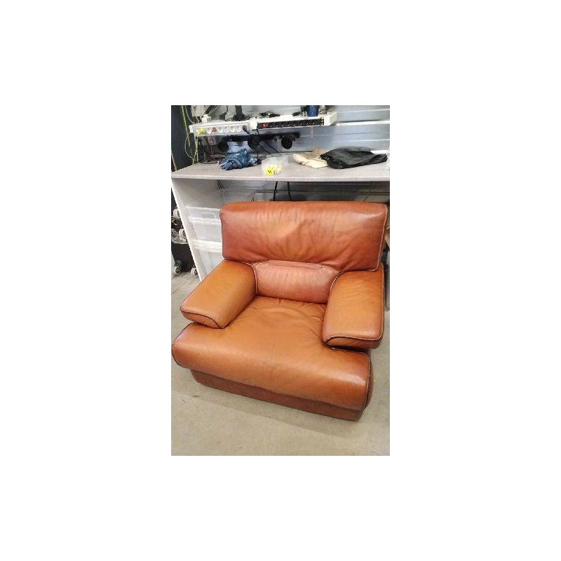 FAUTEUIL CUIR EN L’ETAT 