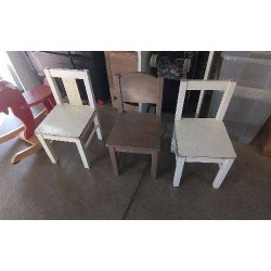 CHAISE ENFANT EN LETAT 