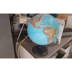 GLOBE TERRESTRE LUMINEUX 