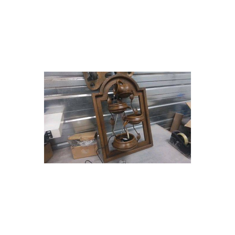 FONTAINE A SUSPENDRE 