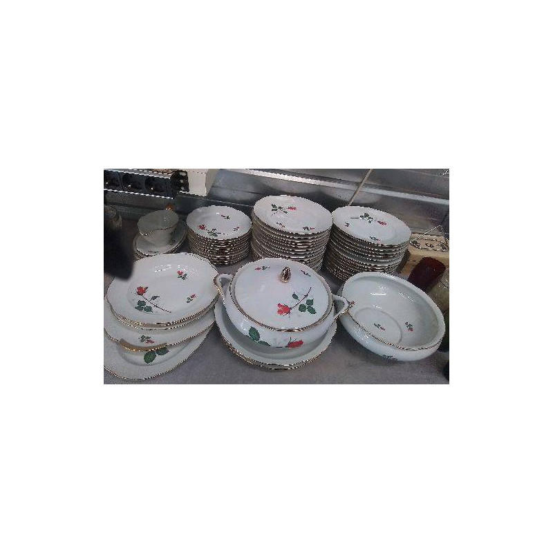 SERVICE DE TABLE PORCELAINE ALLEMANDE
