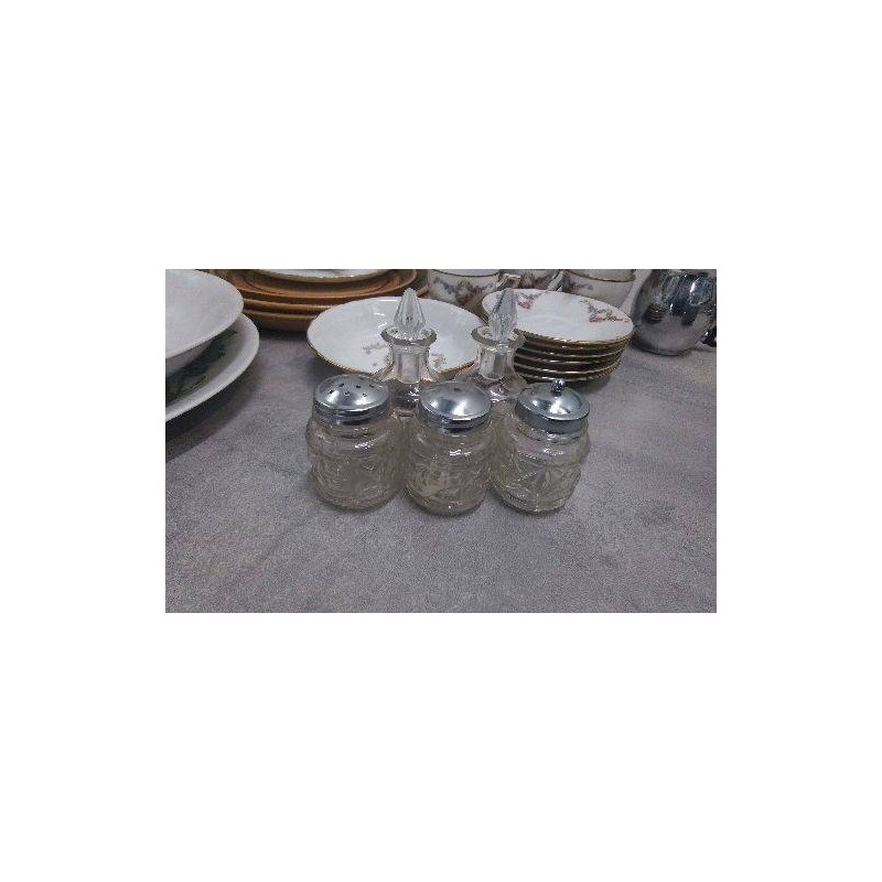 SERVICE A CONDIMENTS 