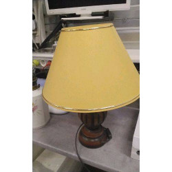 LAMPE PIED BOIS 