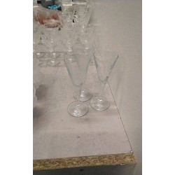 VERRES LIQUEUR A PIED X3 