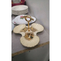 PLAT 3 COMPARTIMENTS...