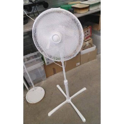 VENTILATEUR SUR PIED