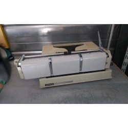 MACHINE A ECRIRE HERMES 3000 - EN L’ETAT SANS CAPOT 