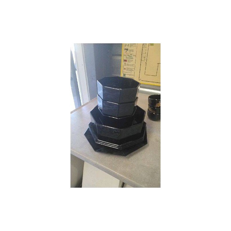 VAISSELLE NOIRE LE LOT 