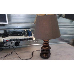 LAMPE GALETS MARRON