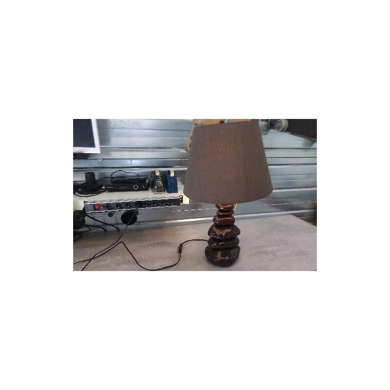 LAMPE GALETS MARRON