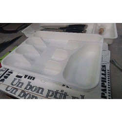 RANGEMENT COUVERT PLASTIQUE 