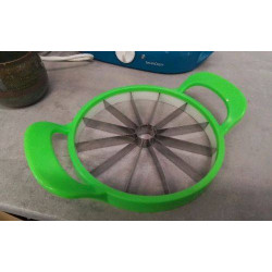 COUPE PASTEQUE 