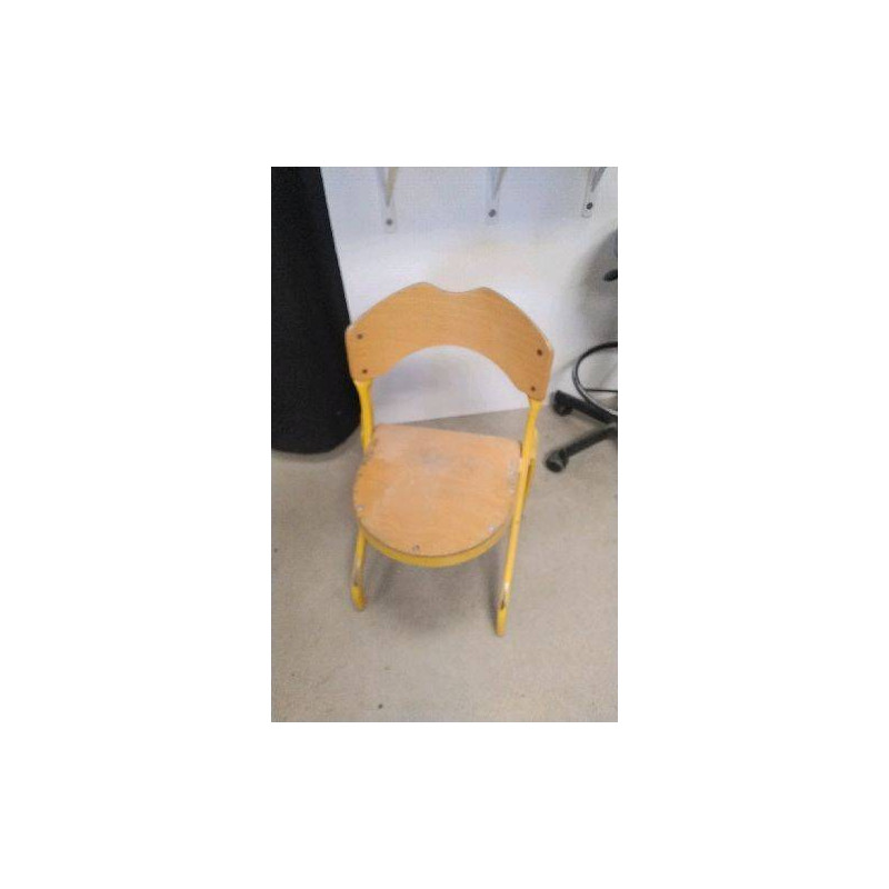 CHAISE ÉCOLIER EN L’ETAT