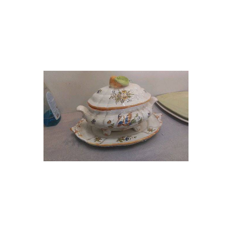 SOUPIERE + PLAT STYLE MOUSTIERS 